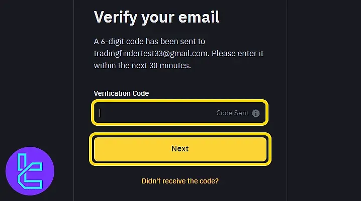 Binance screen with OTP field for email confirmation in the sign-up process
